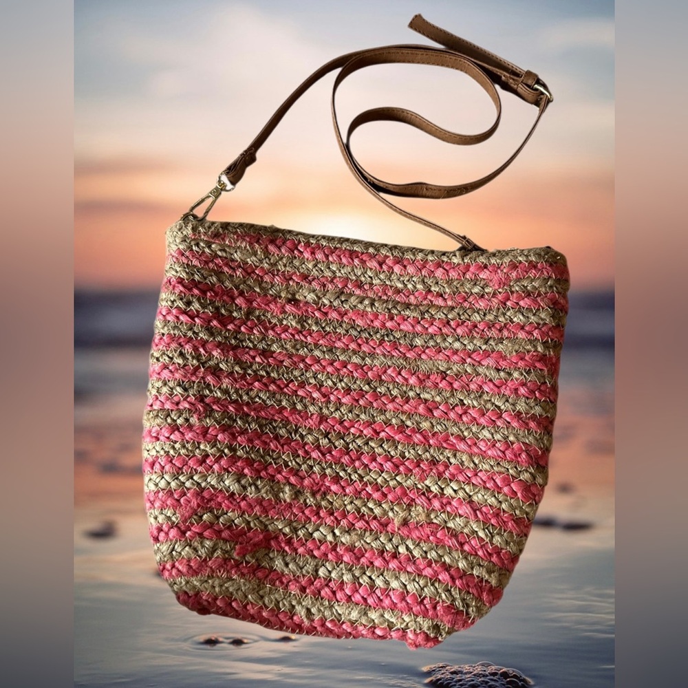 Nanette Lepore Clementine Jute Bucket Shoulder Bag in Berry (Coral)
